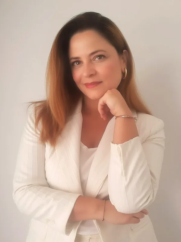 Retrato de Mara Rúbia Dutra, advogada inscrita na OAB/SP 543.453.